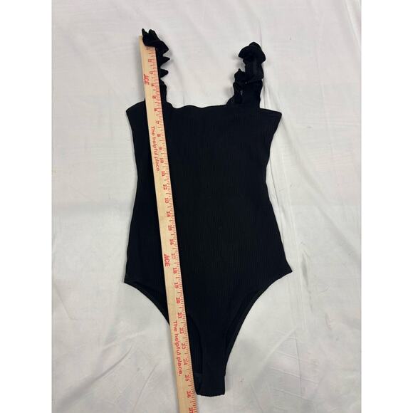 Reformation Ruffle Strap Bodysuit Ribbed Black Size S Coquette Whimsygoth - Picture 5 of 7